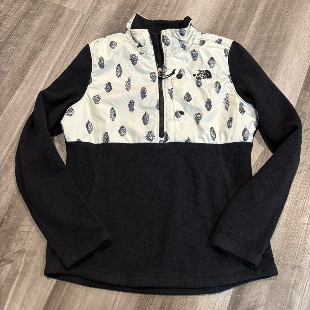 The North Face Black and Cream Pinecone Fleece - Women’s Size Medium